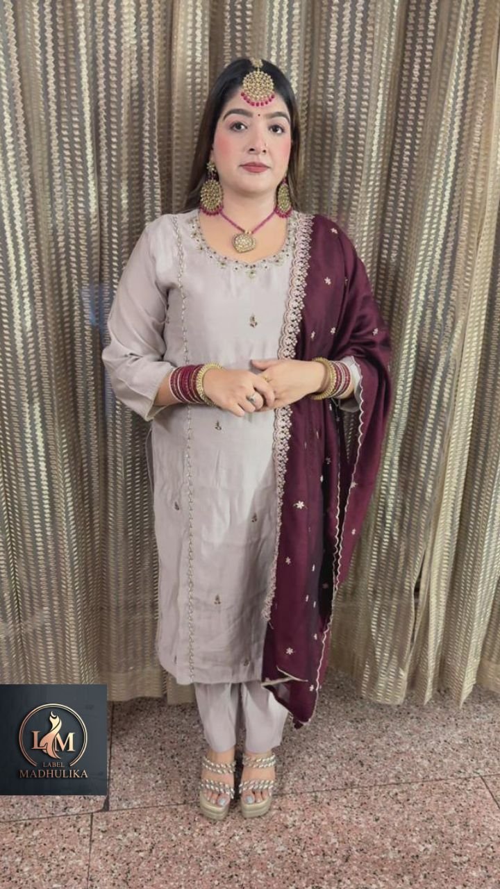 Pant suit (Maroon Dupatta) - Image 2
