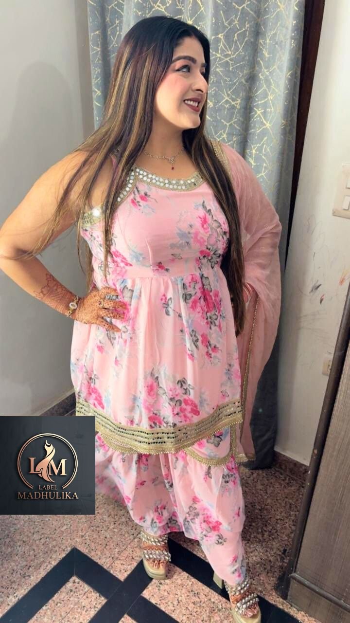 Pink Garara suit - Image 3